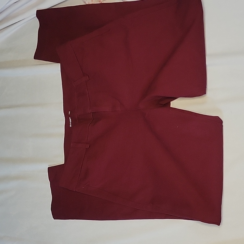 Old Navy Pixie Size 6 Maroon Pants